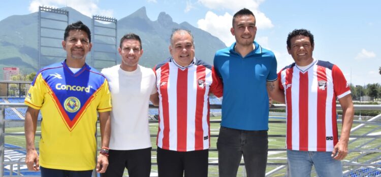 Clásicos del Futbol Mexicano con Jugadores Leyendas