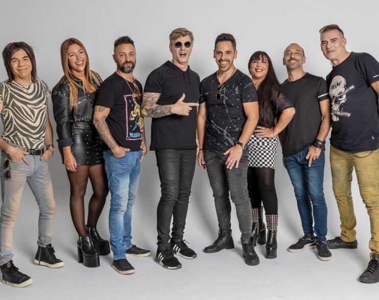 Vilma Palma e Vampiros convirtió Monterrey en una auténtica pachanga noventera