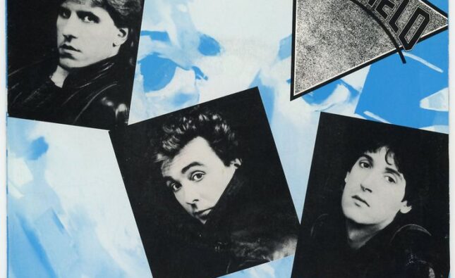 The Outfield y Su Primer Album: “Play Deep”