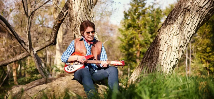 El hombre que aprendió a tocar sus propias canciones