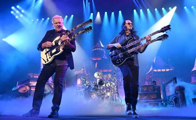 Rush volvió anoche al mismo escenario donde se despidió, y lo primero que tocó lo dice todo
